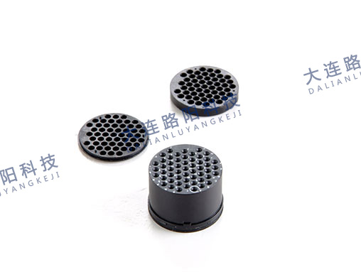 接插件（两体绝缘体）Connector