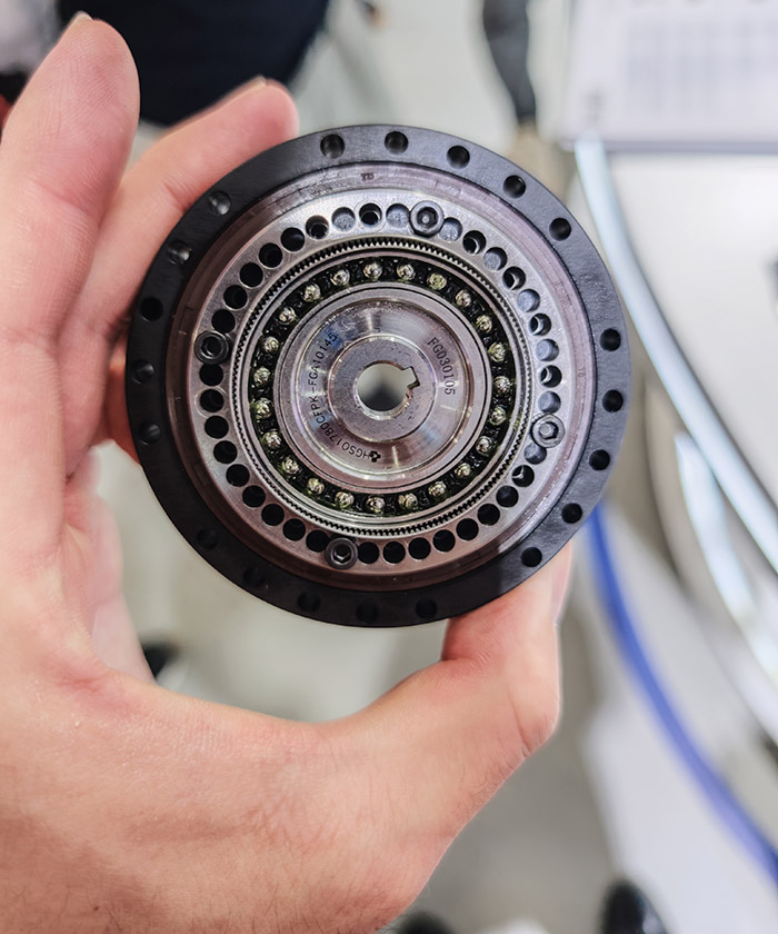 谐波减速器 Harmonic reducer