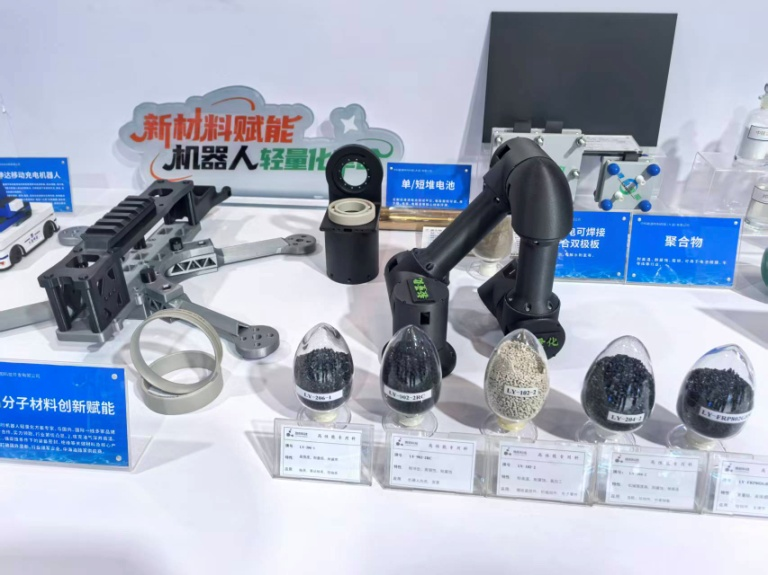 大连路阳受邀参展第十二届上交会，携高新技术产品亮相上海